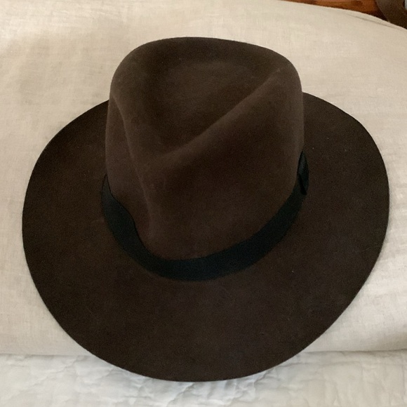 Hat - Picture 2 of 6